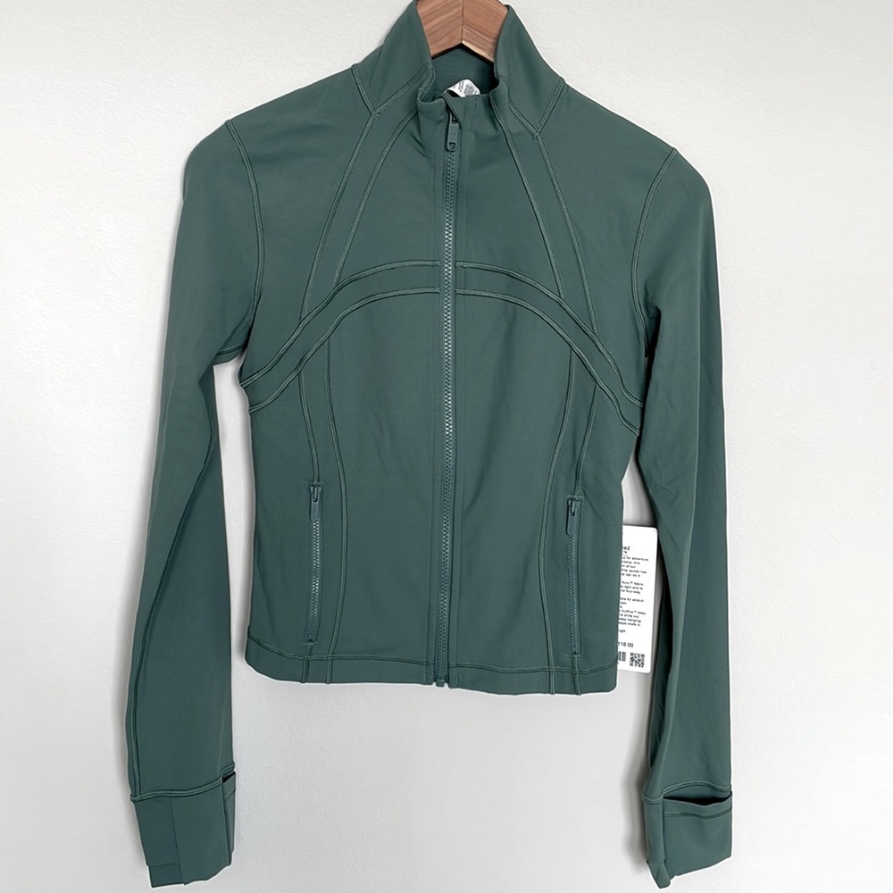 NWT Lululemon Cropped Define Jacket *Nulu Medium Forest Size 6